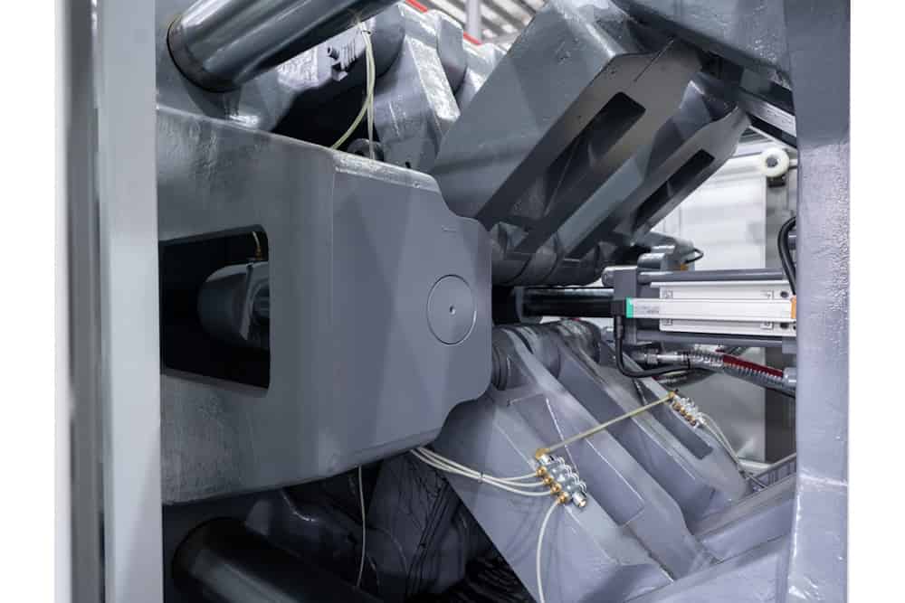 Коленно-рычажный механизм