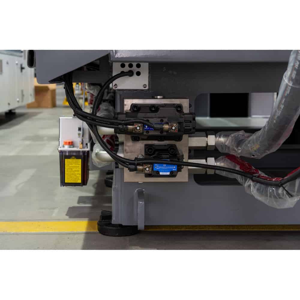 Гидроблок смыкания