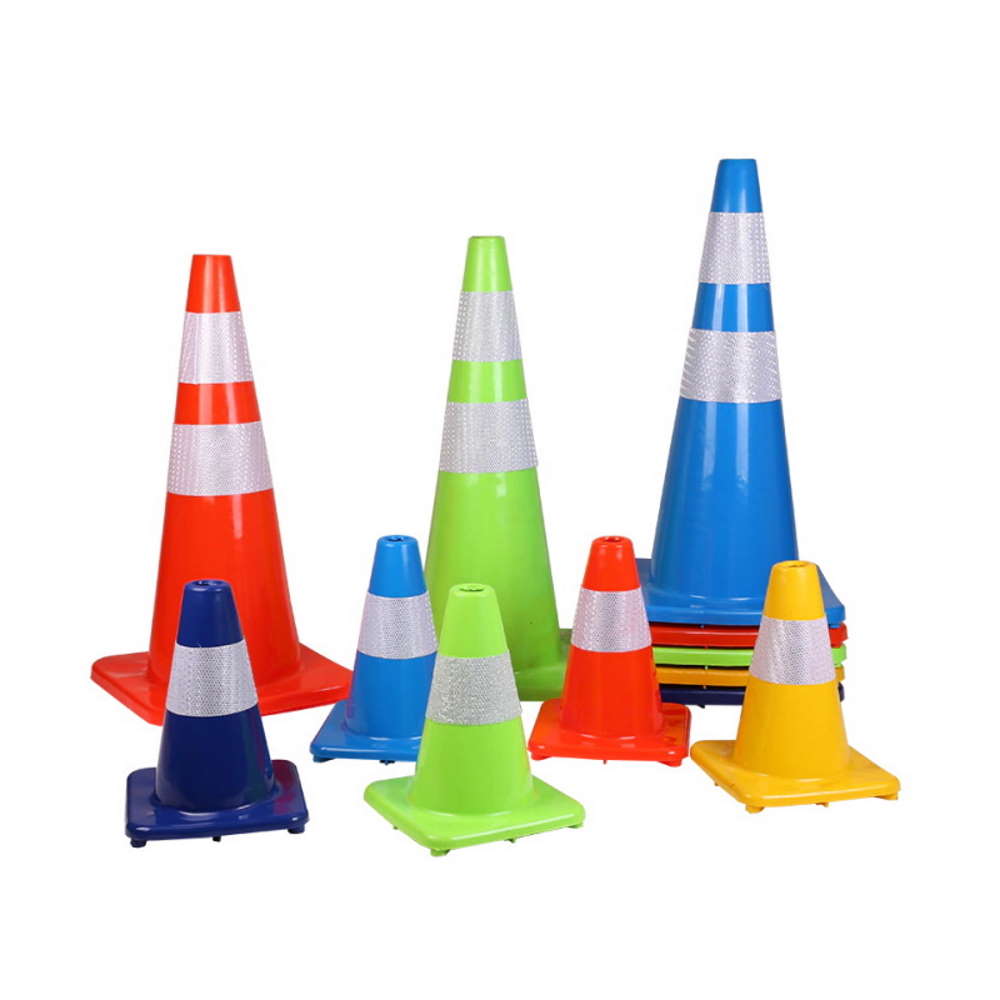 Конус дорожный