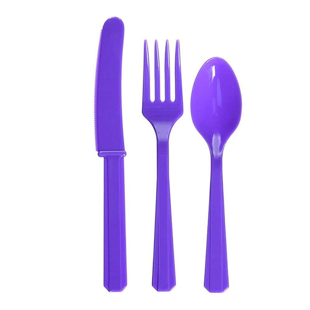 Набор пластиковых столовых приборов