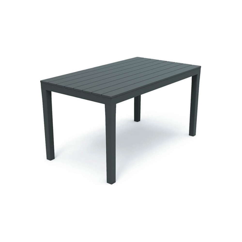 Пластиковый стол для дачи