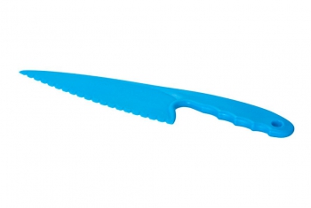 Нож из пластмассы
