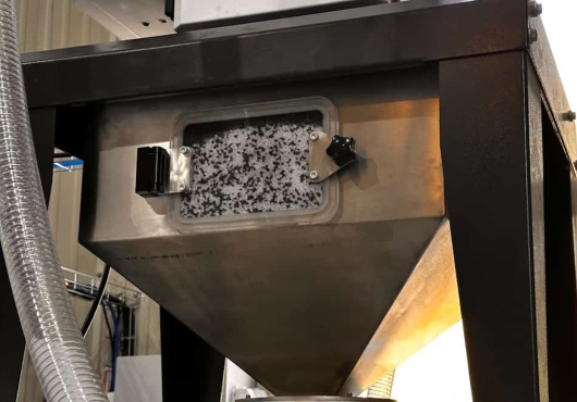 Накопительный бункер дозатора