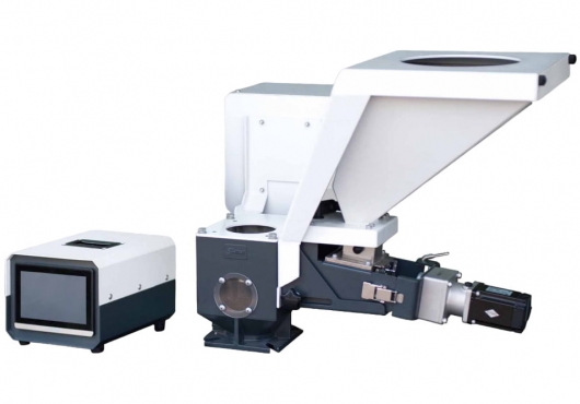 Весовой дозатор полимеров SGD имеет производительность 0.1 до 32 кг/ч