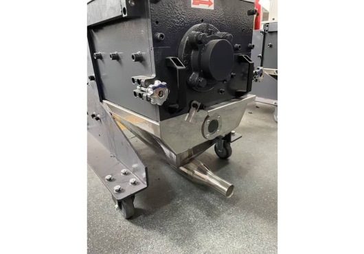 Растарочный патрубок дробилки