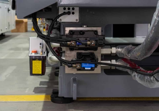 Гидроблок смыкания