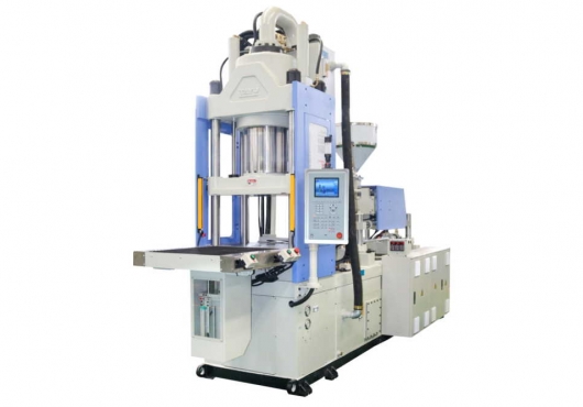 Вертикальный термопластавтомат ТПА TK-700S с выдвижным столом масса впрыска 98-222 гр