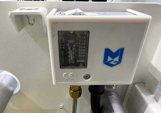 Реле давления на входе в термостат