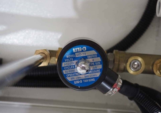 Клапан включения подачи воды