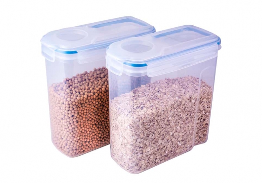 Пластиковые емкости для хранения сыпучих продуктов