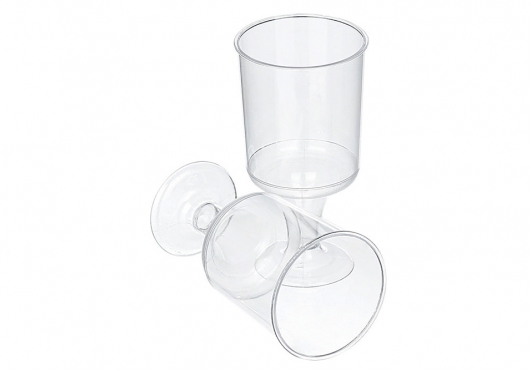 Пластиковые рюмки